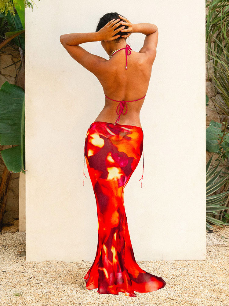 El imprescindible de las amantes de la moda, el bikini cebra de 3 piezas con falda larga a juego para el verano.