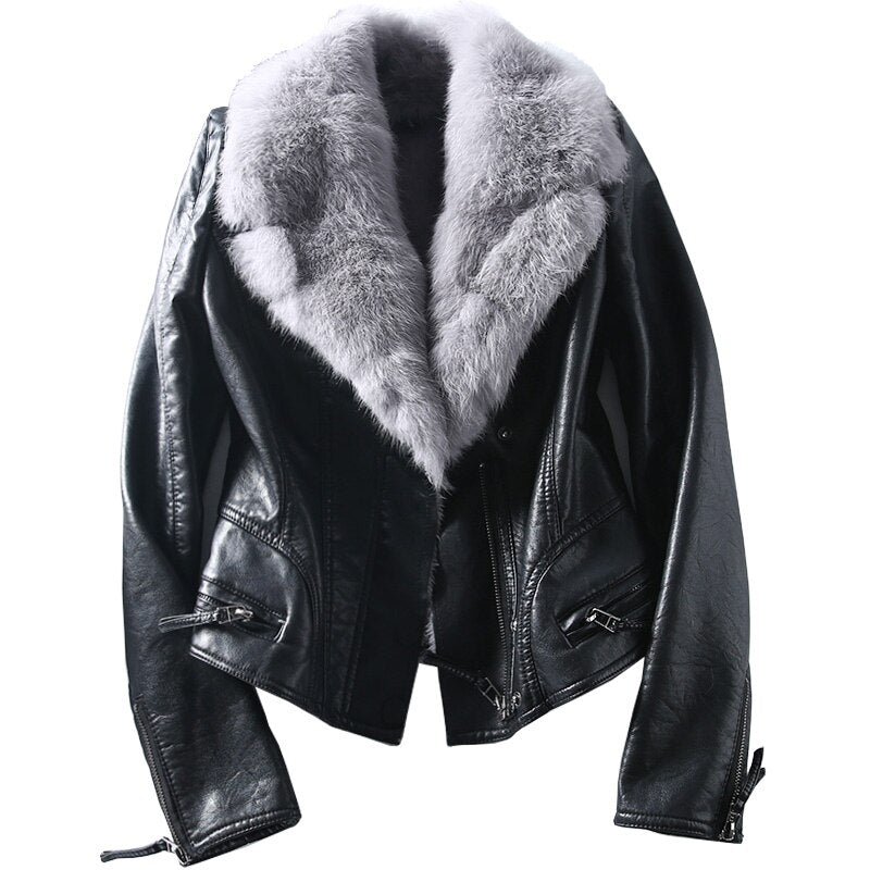 Short faux leather jacket with large fur collar for women winter 2020
