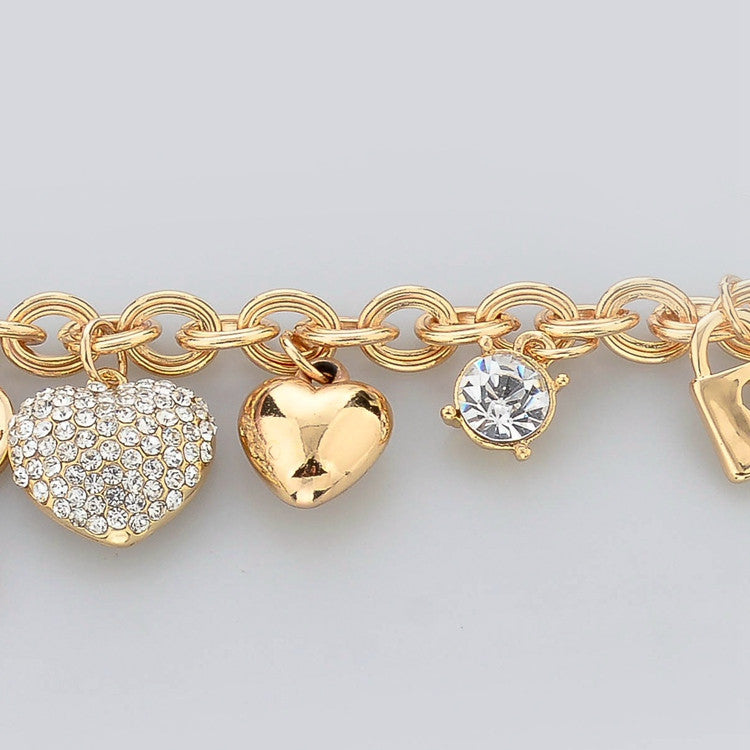 Bracelet fantaisie porte-bonheur couleur Or Pour Femme avec pendentif cœur en cristal - Nouveauté 2021
