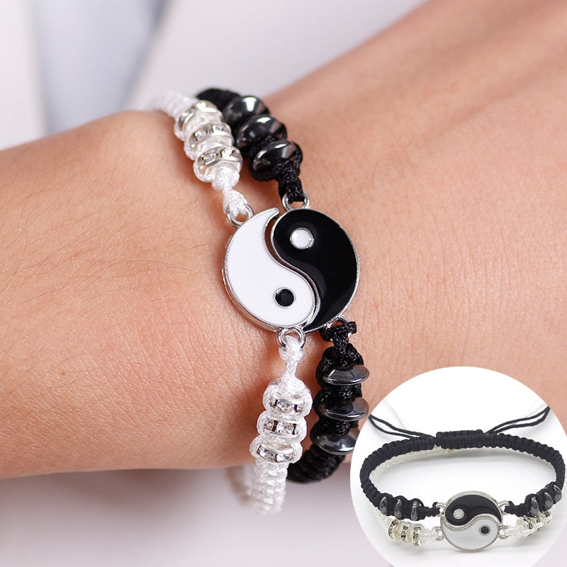 2 pulseras de aleación con colgante yin yang blanco y negro para hombre y mujer